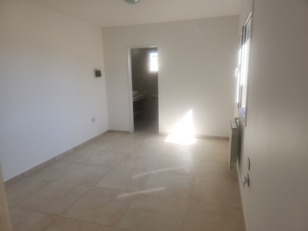 DUPLEX