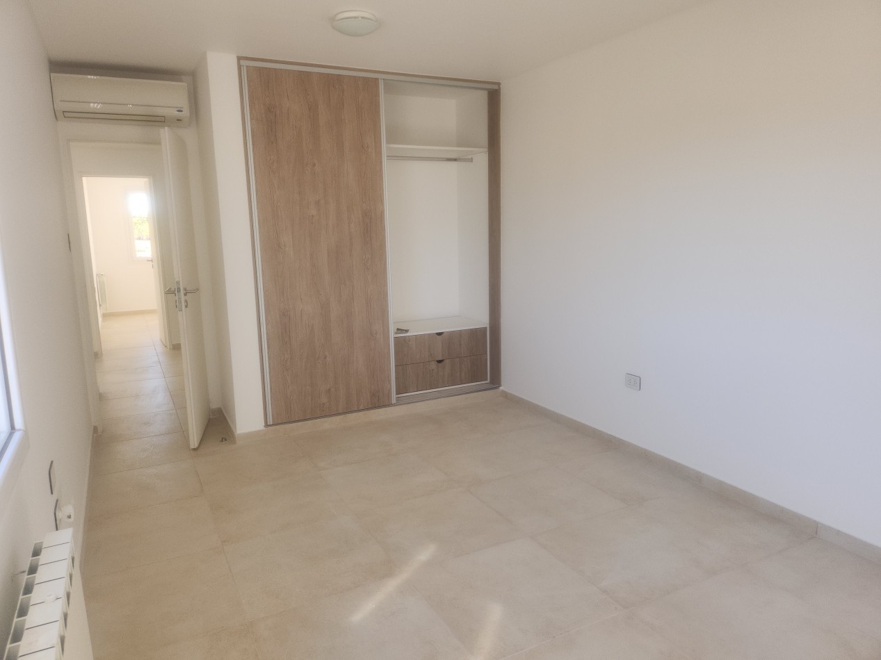 DUPLEX
