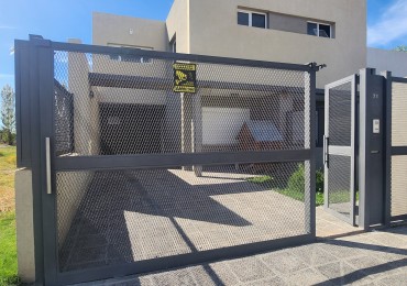 DUPLEX